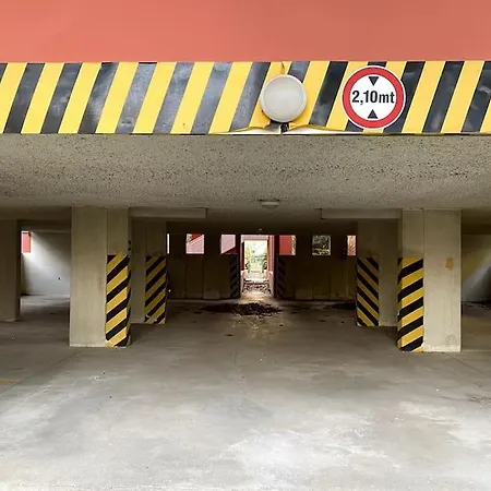 4 Posti Letto E Parcheggio Gratuito Lägenhet