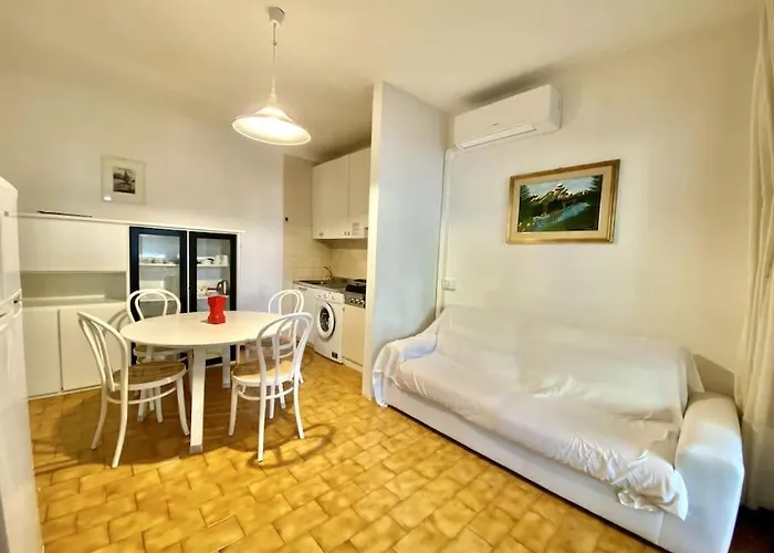 Lägenhet 4 Posti Letto E Parcheggio Gratuito